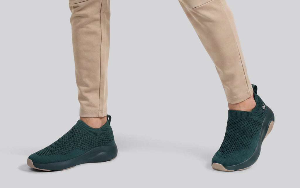 Begin Walk Soothe Slip Ons for Men : Green
