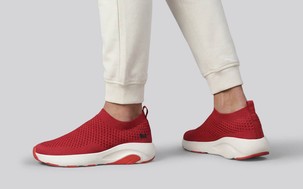 Begin Walk Soothe Slip Ons for Men : Red