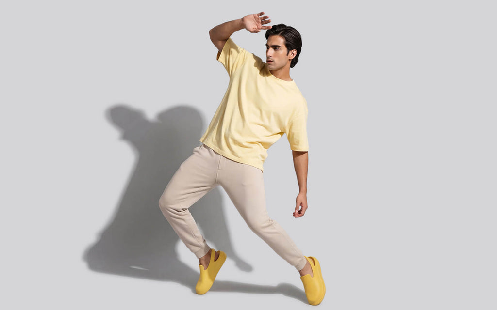 Cushers Clogs For Men : Yellow