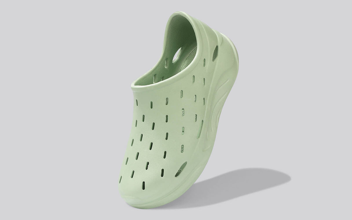 Cushers Rainscape Clogs For Men : Green