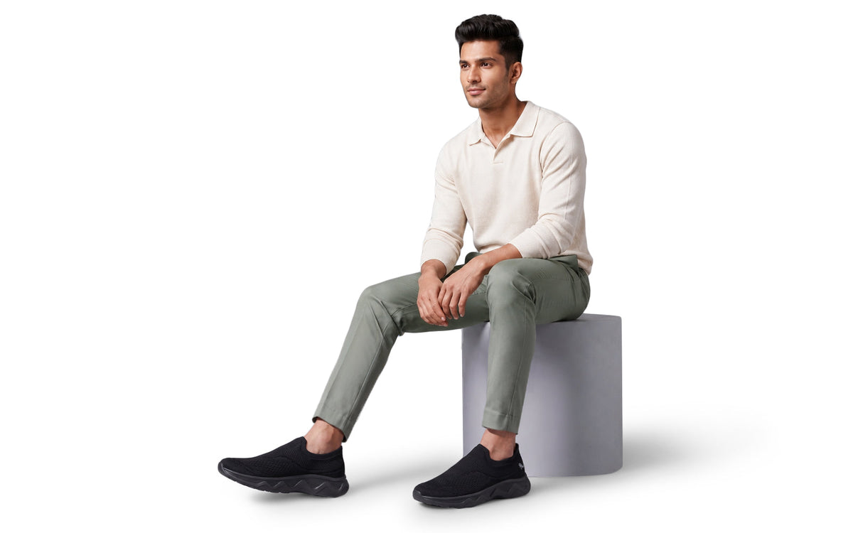 Easy Glide Slip Ons for Men : Black