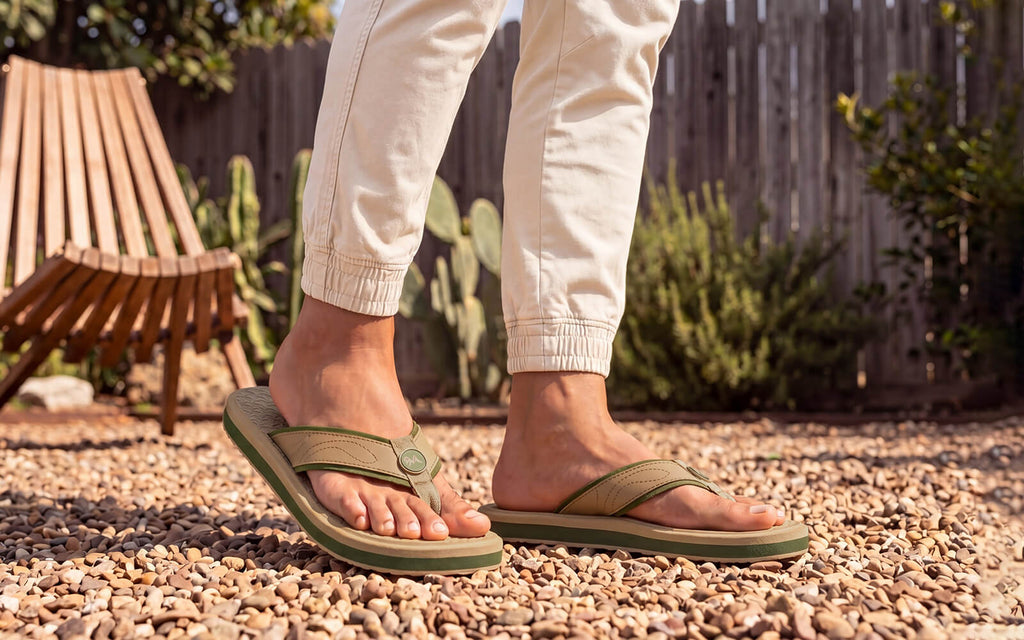 Fluffy Flips 2.0 For Men : Ecru