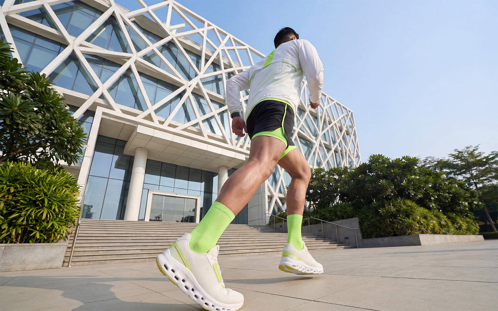Hexa Move Sneakers for Men : White Neon