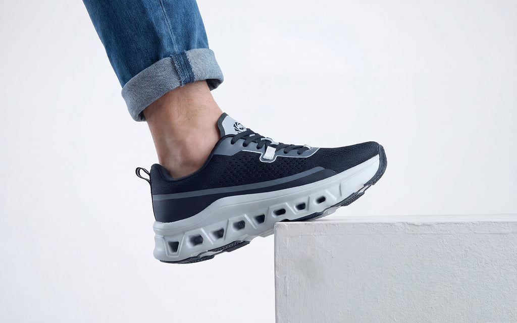Hexa Glide Sneakers for Men : Black