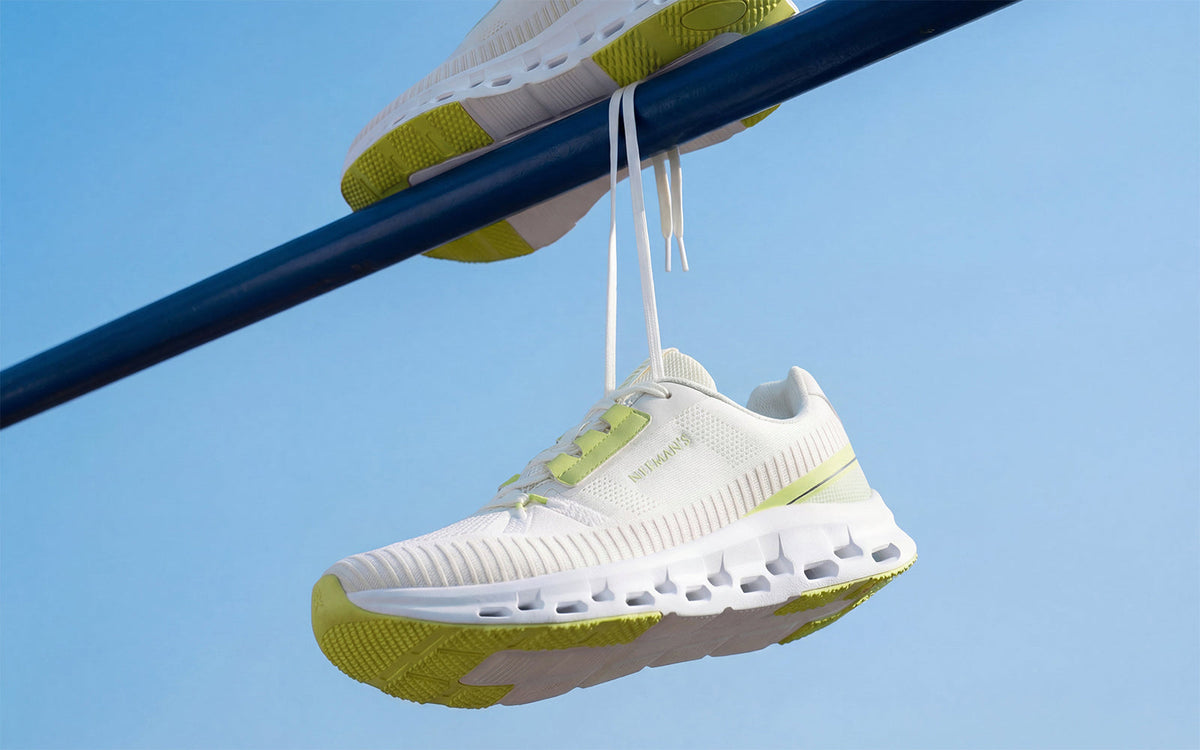 Hexa Move Sneakers for Men : White Neon
