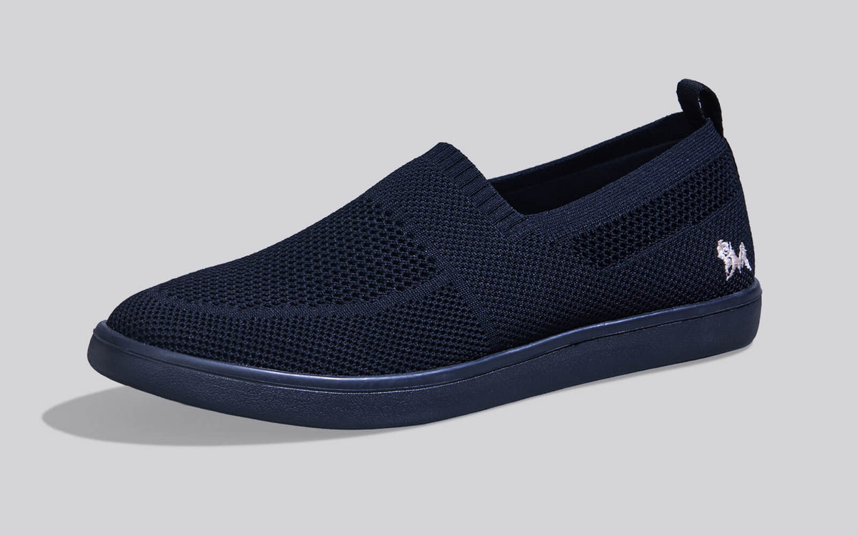 Casual Ease Slip Ons : Black