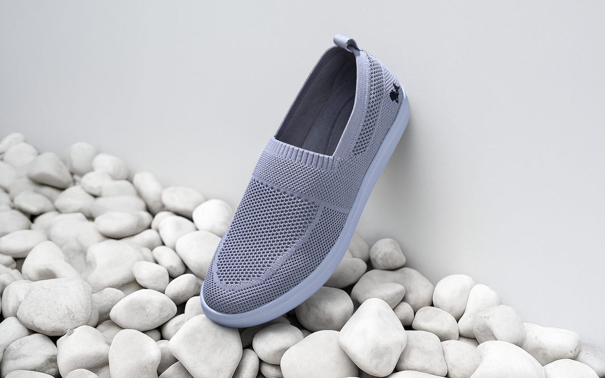 Casual Ease Slip Ons : Grey