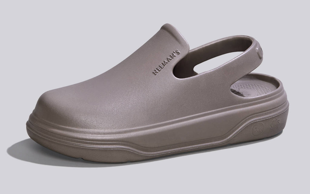 Cushers Clogs For Men : Goat Grey