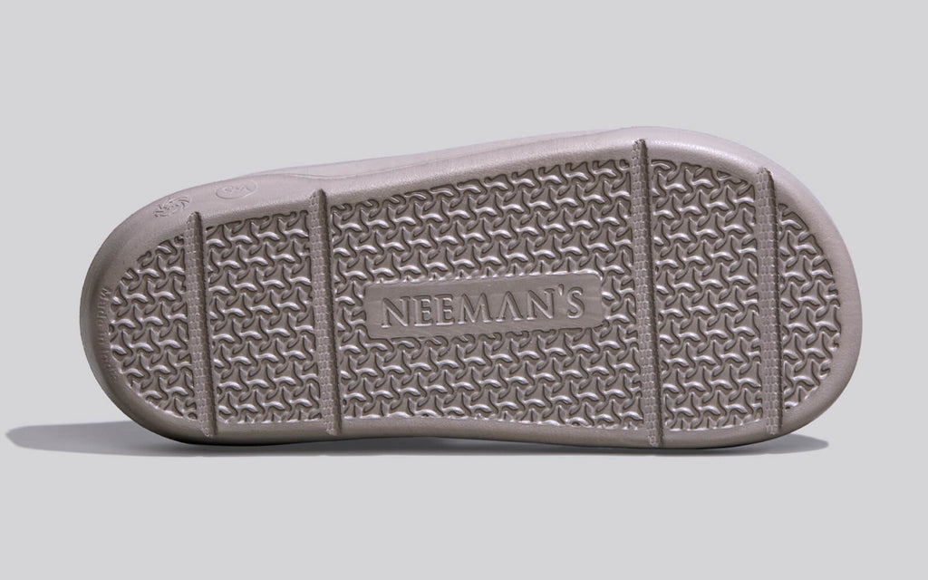 Cushers Clogs For Men : Goat Grey