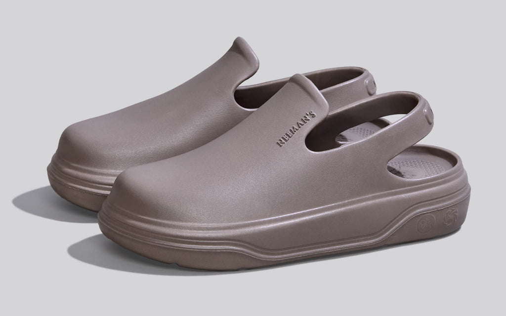 Cushers Clogs For Men : Goat Grey