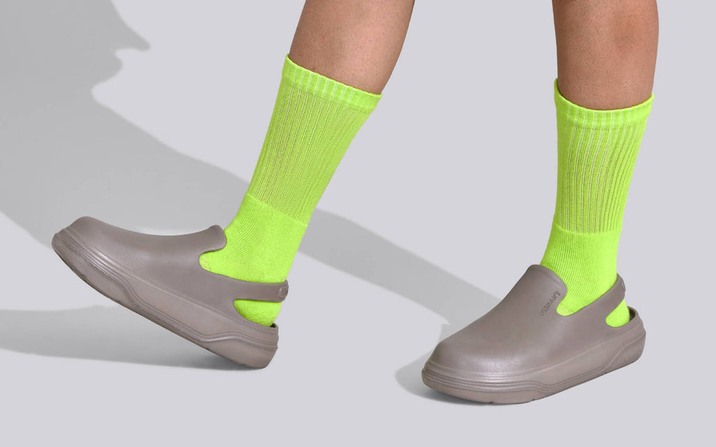 Cushers Clogs For Women : Goat Grey