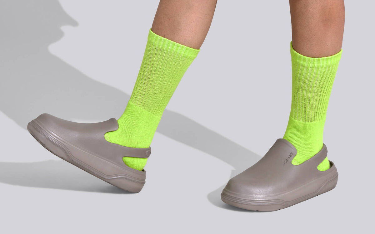 Cushers Clogs For Women : Goat Grey