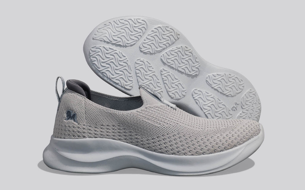 Ease Flow Slip Ons : Grey