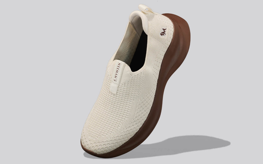Ease Flow Slip Ons : Ivory Brown