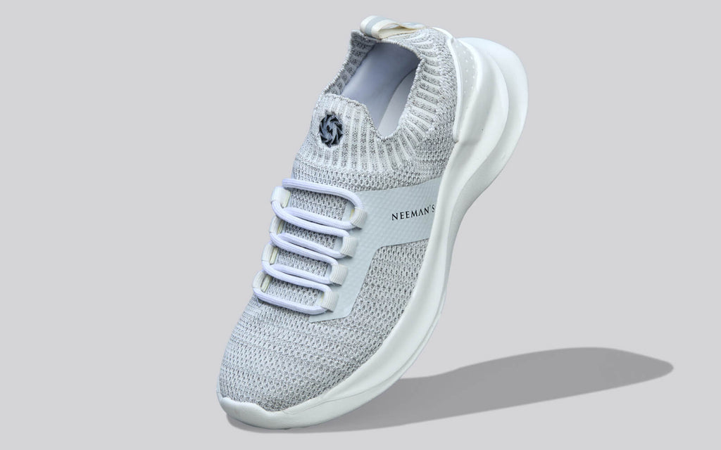 Fuse Knit Sneakers : White