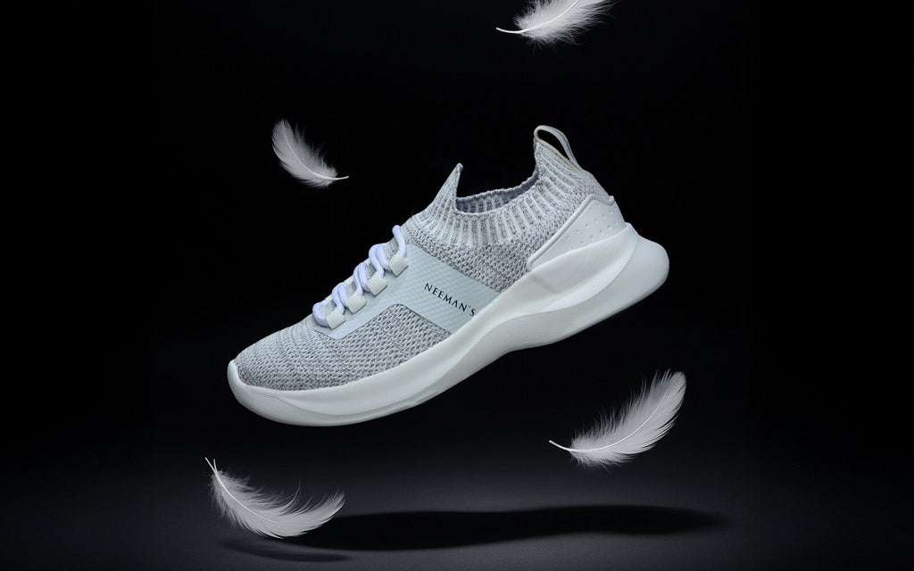 Fuse Knit Sneakers : White