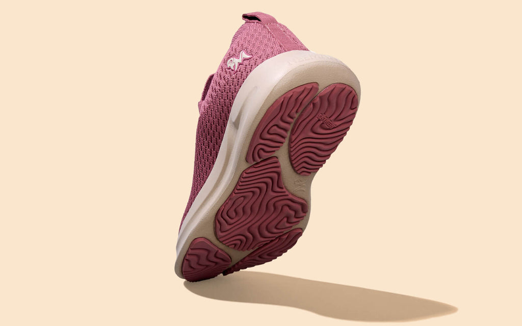 Knit Trainers For Women : Pink