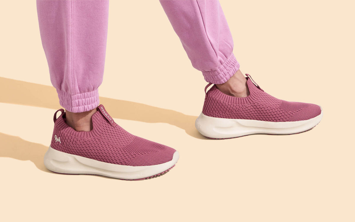 Knit Trainers For Women : Pink