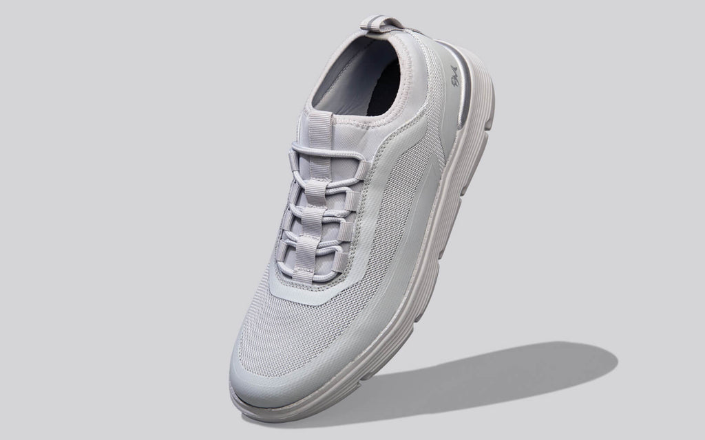 Mid-Top Sneakers : Grey