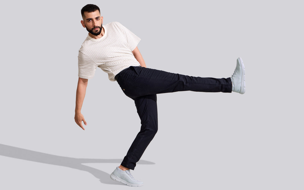 Mid-Top Sneakers : Grey
