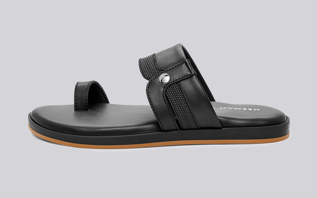 Native Toe Loop Sandals For Men : Black
