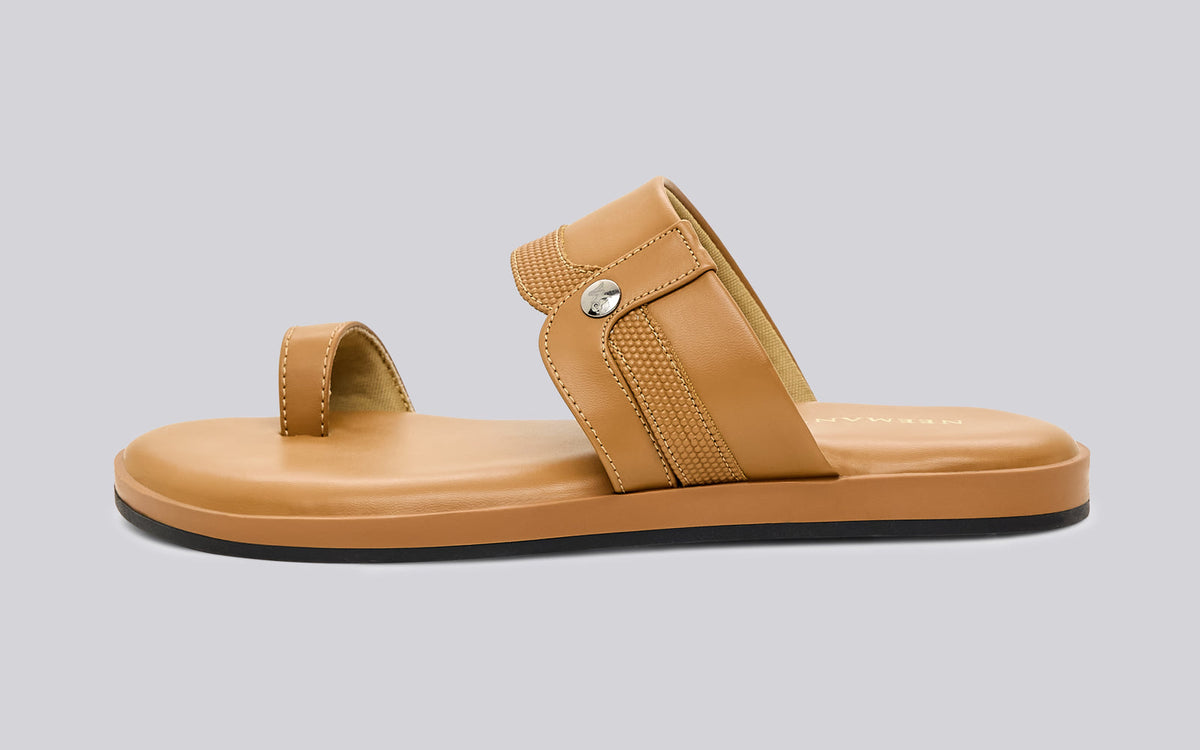 Native Toe Loop Sandals For Men : Tan