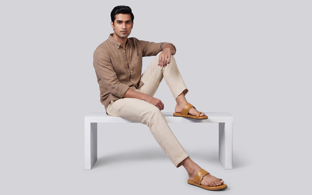 Native Toe Loop Sandals For Men : Tan