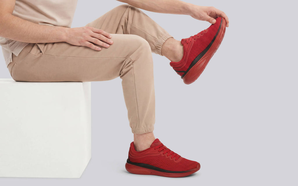 Rapid Breeze Rally Sneakers for Men : Red