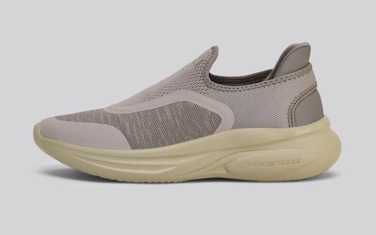Rapid Breeze Pulsatile Slip Ons for Men : Ecru