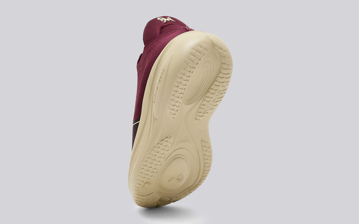 Rapid Breeze Streak Slip Ons for Women : Maroon