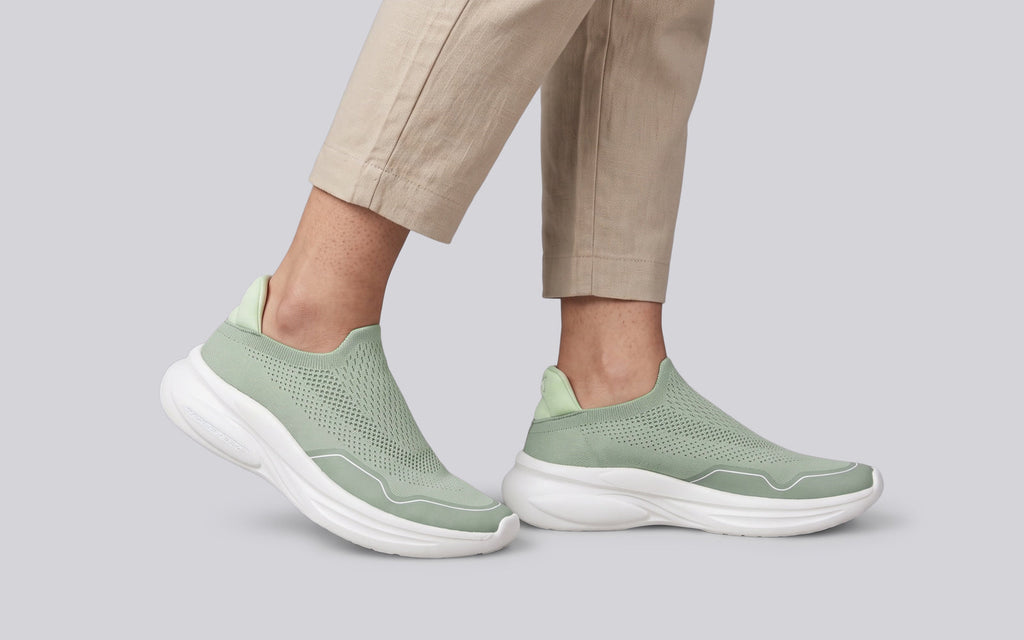 Rapid Breeze Streak Slip Ons for Women : Green