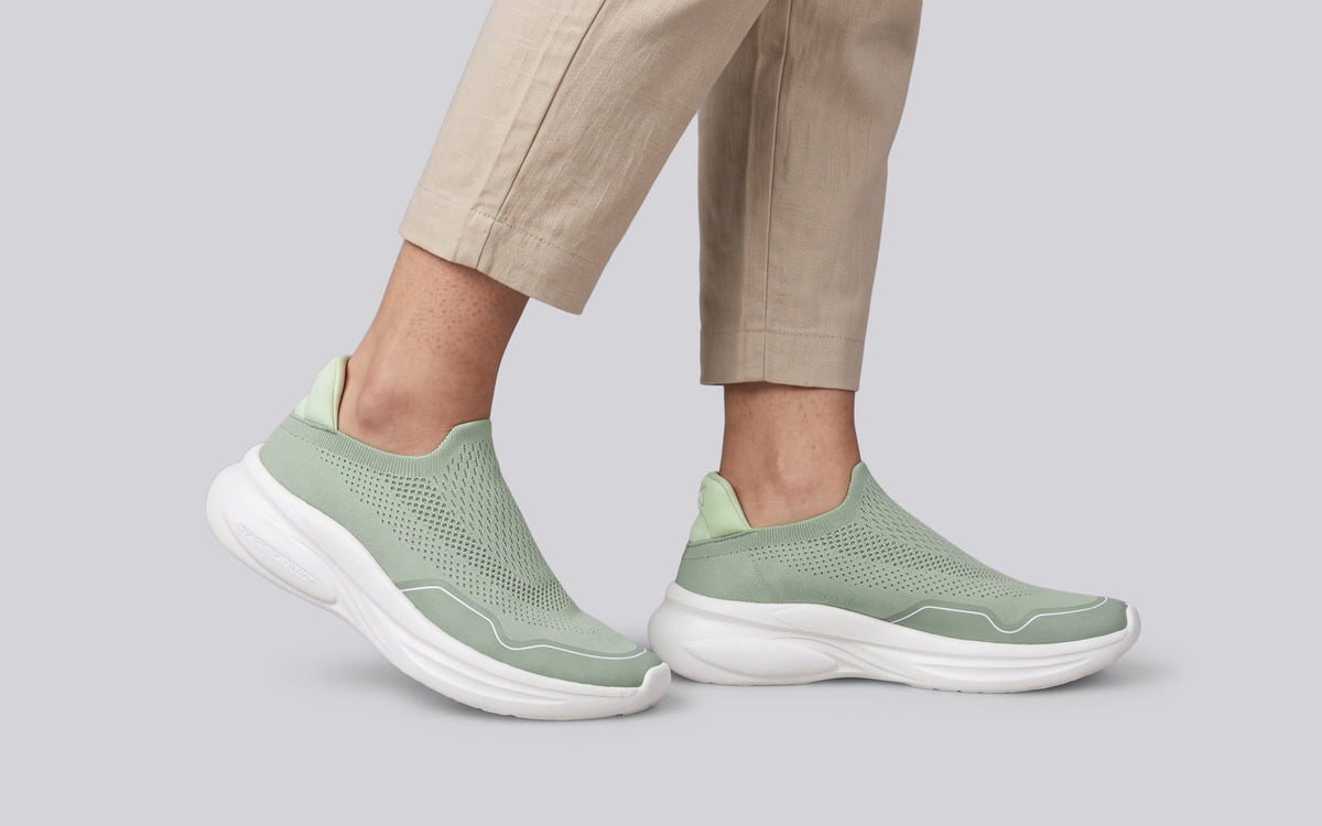 Rapid Breeze Streak Slip Ons for Women : Green