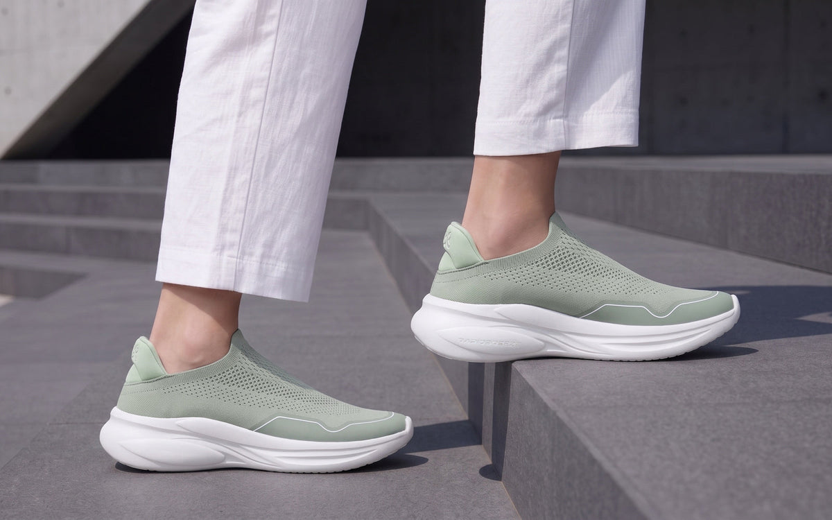 Rapid Breeze Streak Slip Ons for Women : Green