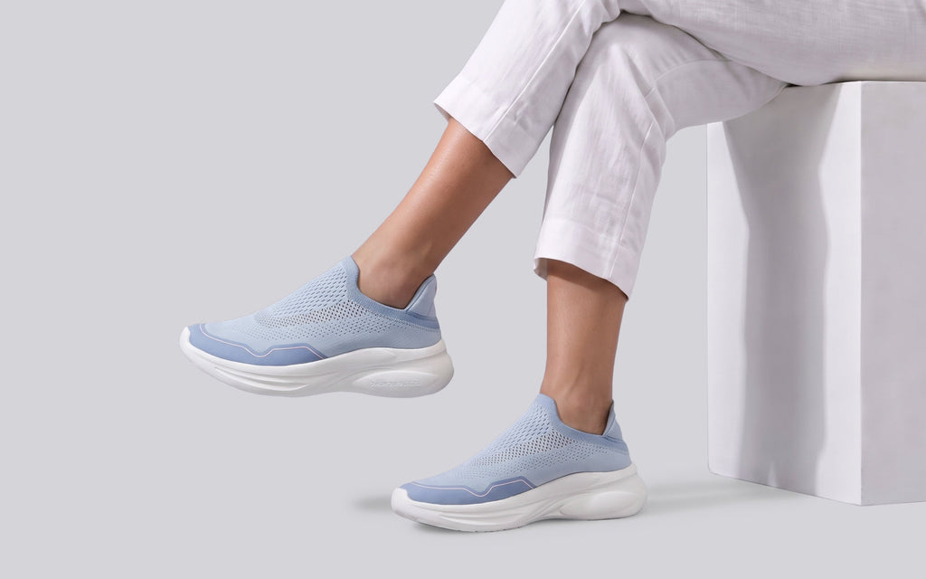 Rapid Breeze Streak Slip Ons for Women : Blue
