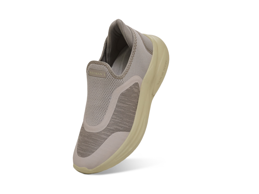 Rapid Breeze Pulsatile Slip Ons for Men : Ecru
