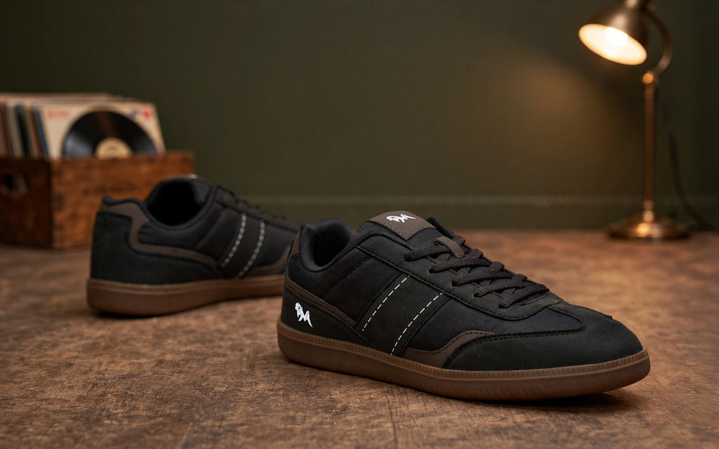 The Retro Collectible For Women : Black