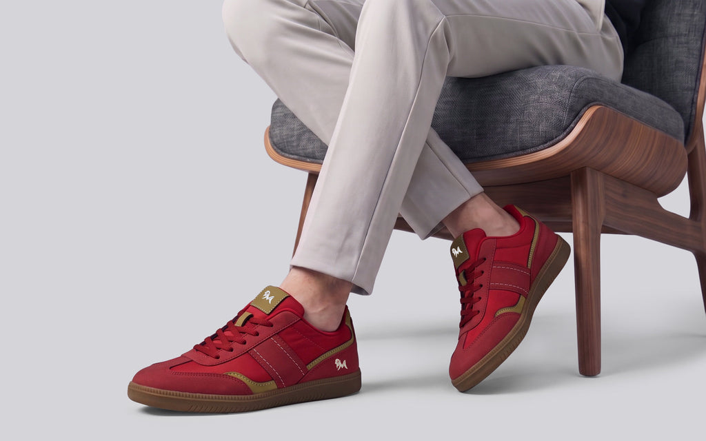 The Retro Collectible For Men : Red