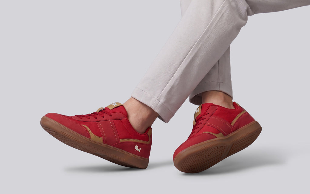 The Retro Collectible For Women : Red