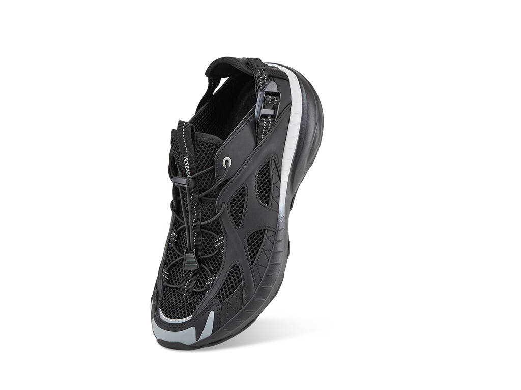 The Sneandals For Men : Black