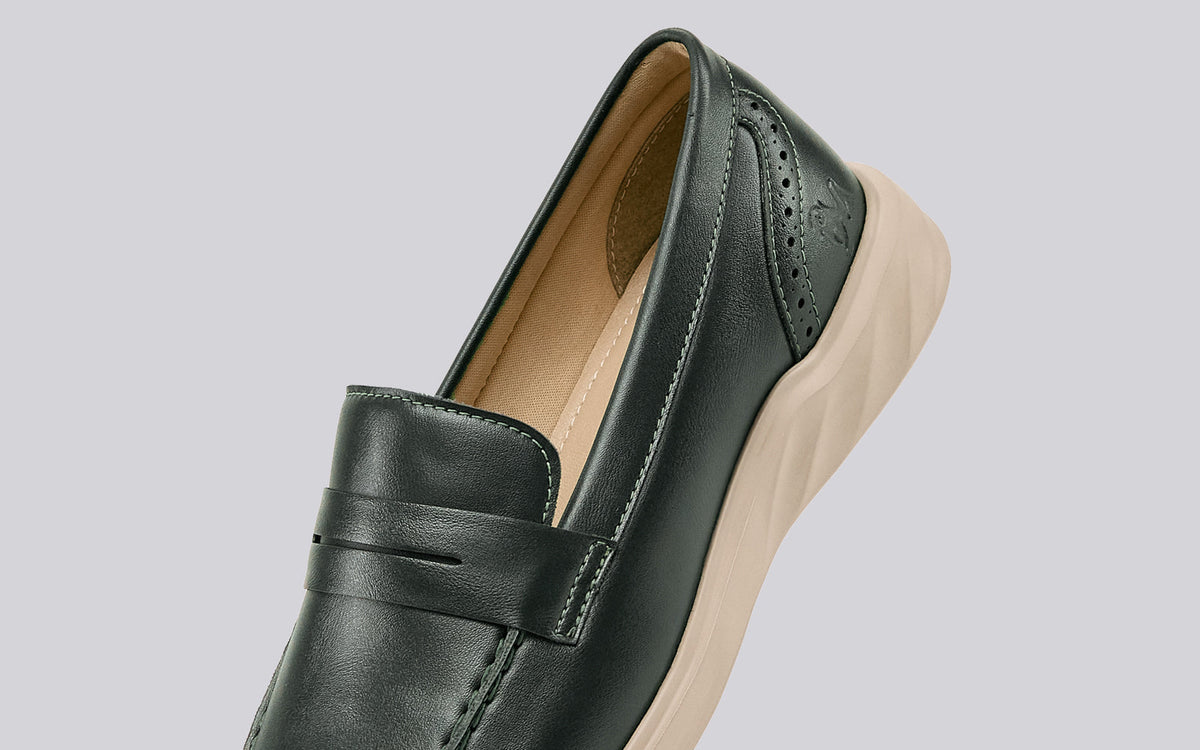 Transition Loafers : Olive