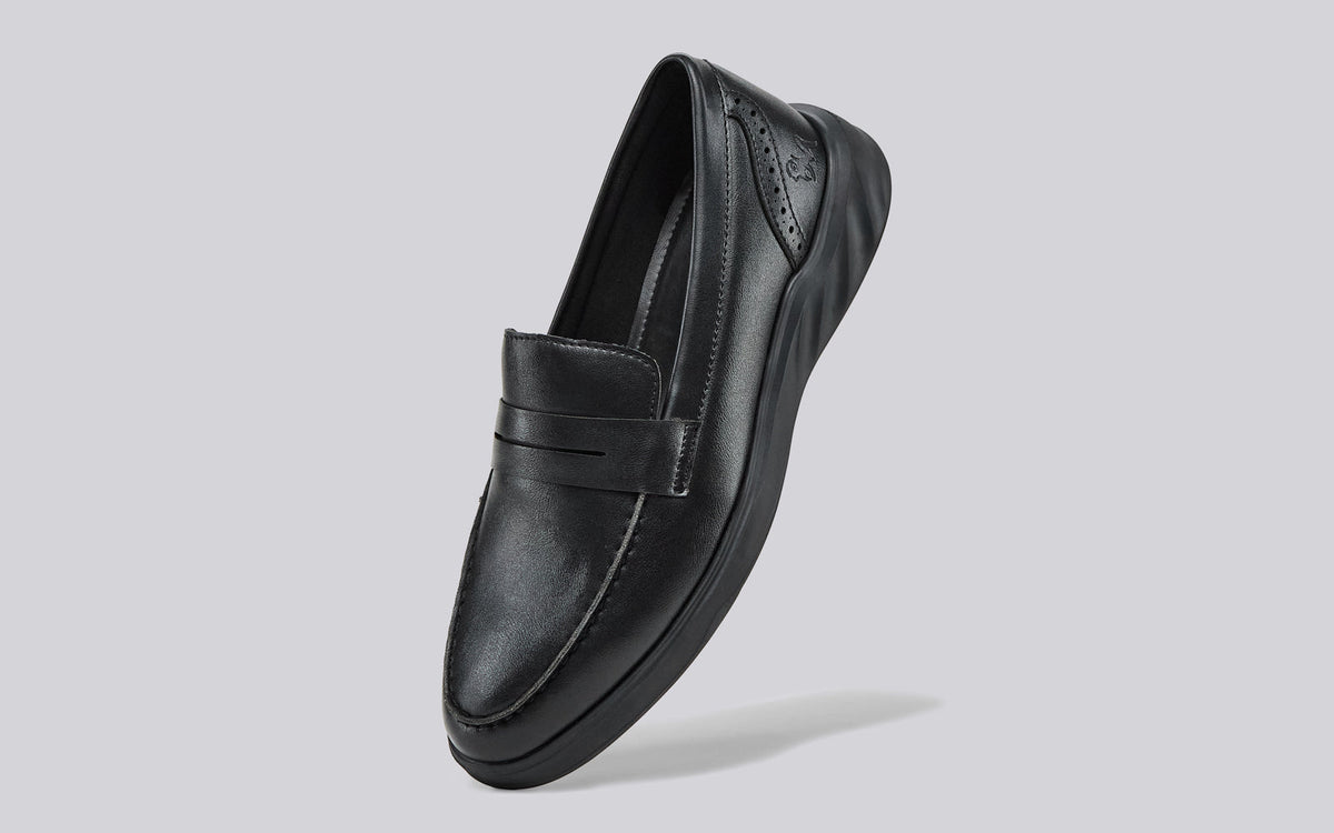 Transition Loafers : Black