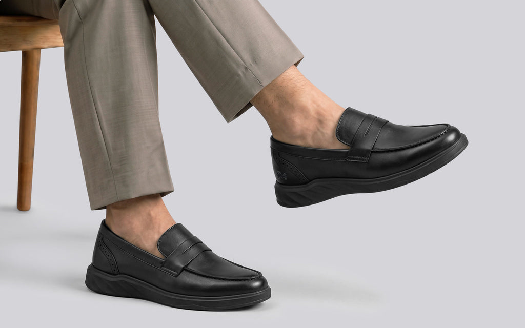 Transition Loafers : Black